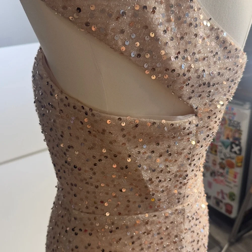 One-Shoulder Sequin Dress - Picture 9 of 9